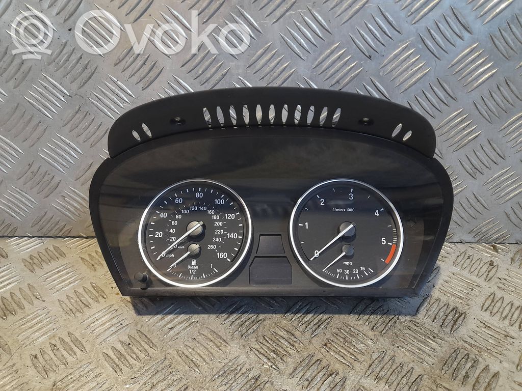 BMW X5 E70 Speedometer (instrument cluster) 