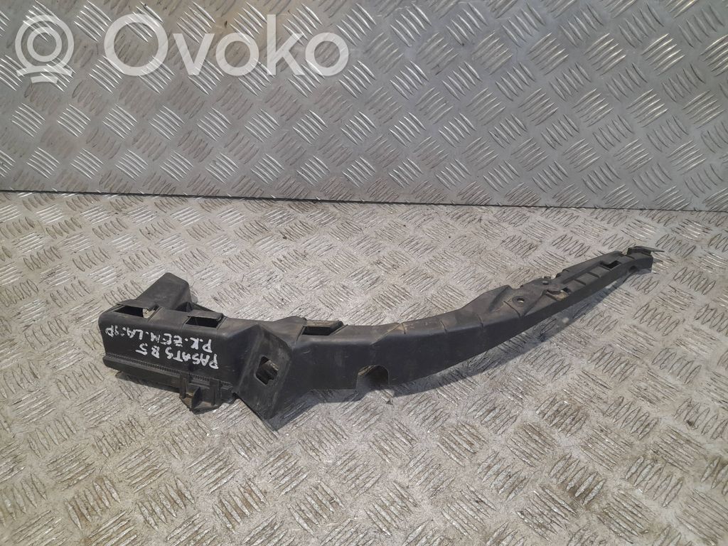 Volkswagen PASSAT B5 Front bumper mounting bracket 