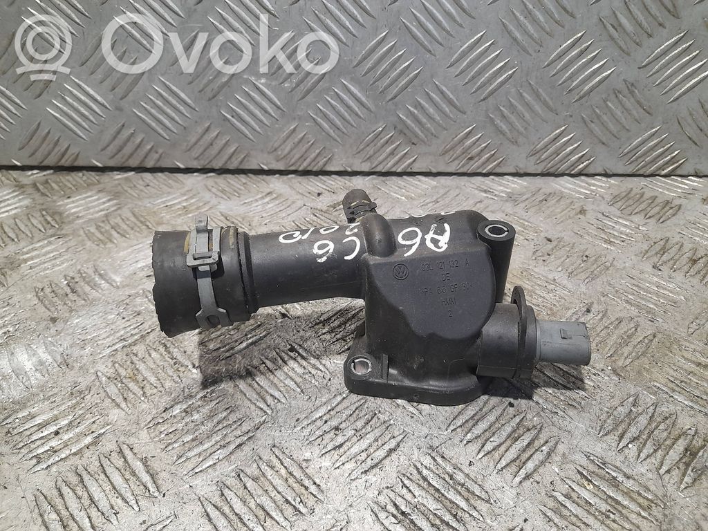 Audi A6 S6 C6 4F Carcasa del termostato 