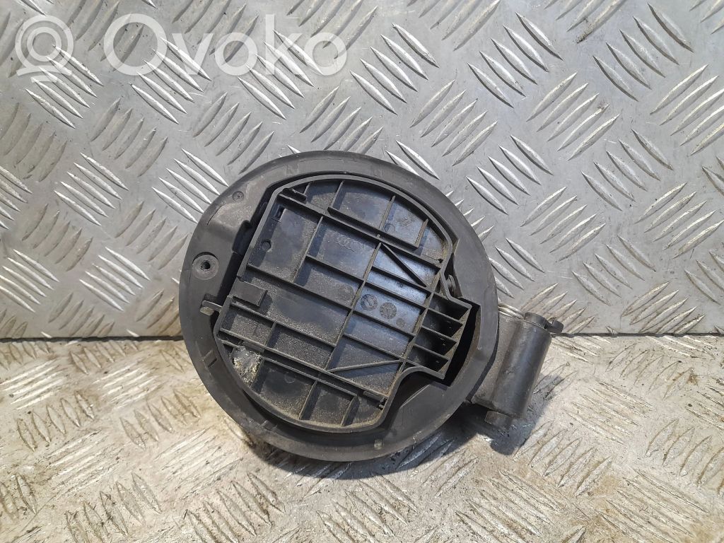 Audi A3 S3 8P Polttoainesäiliön korkki 