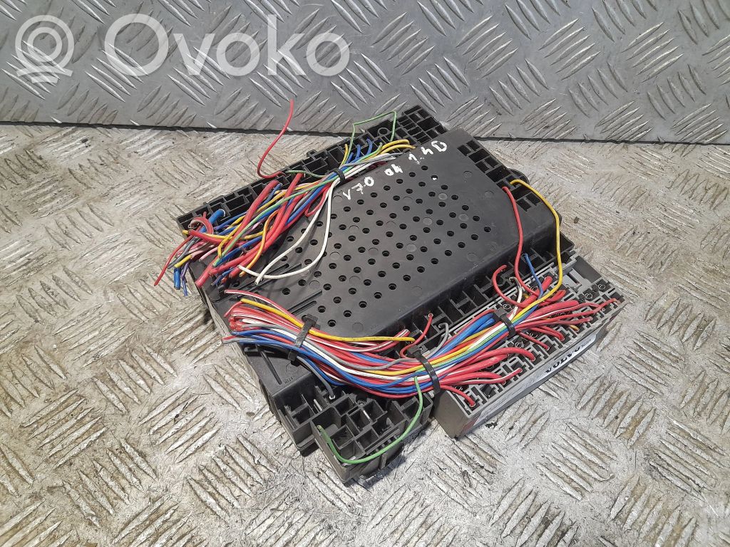 Volvo V70 Fuse module 