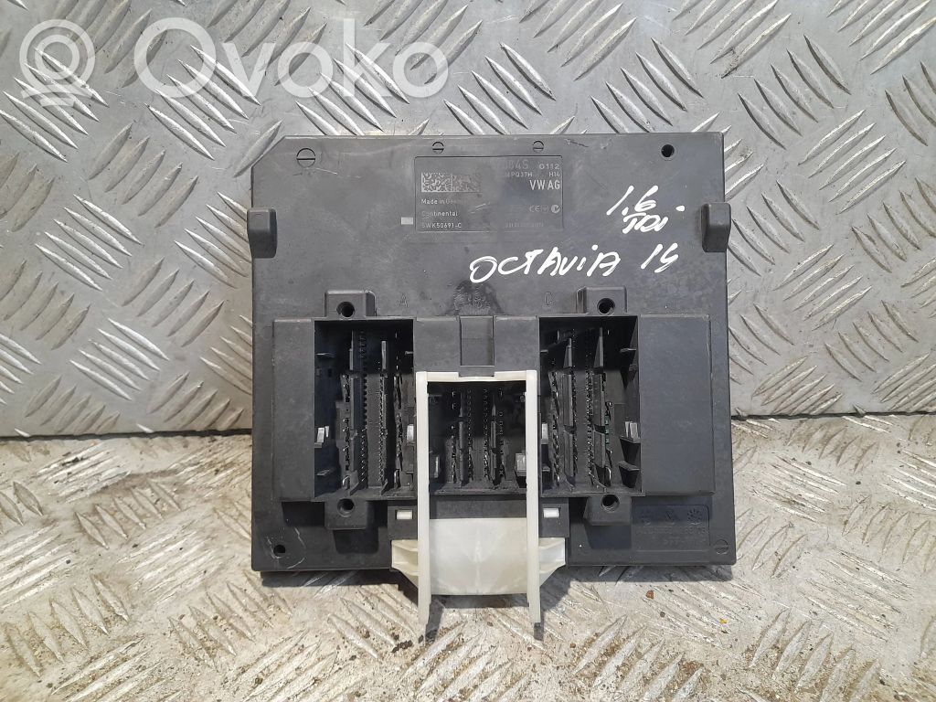 Skoda Octavia Mk3 (5E) Module de fusibles 