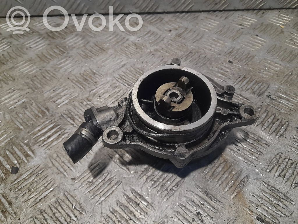 Vacuum pump   7787366C