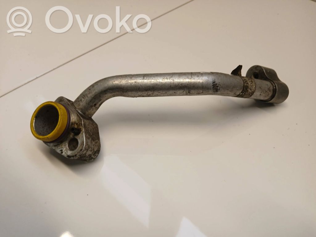 BMW X5 E70 Ilmastointilaitteen putki (A/C) 
