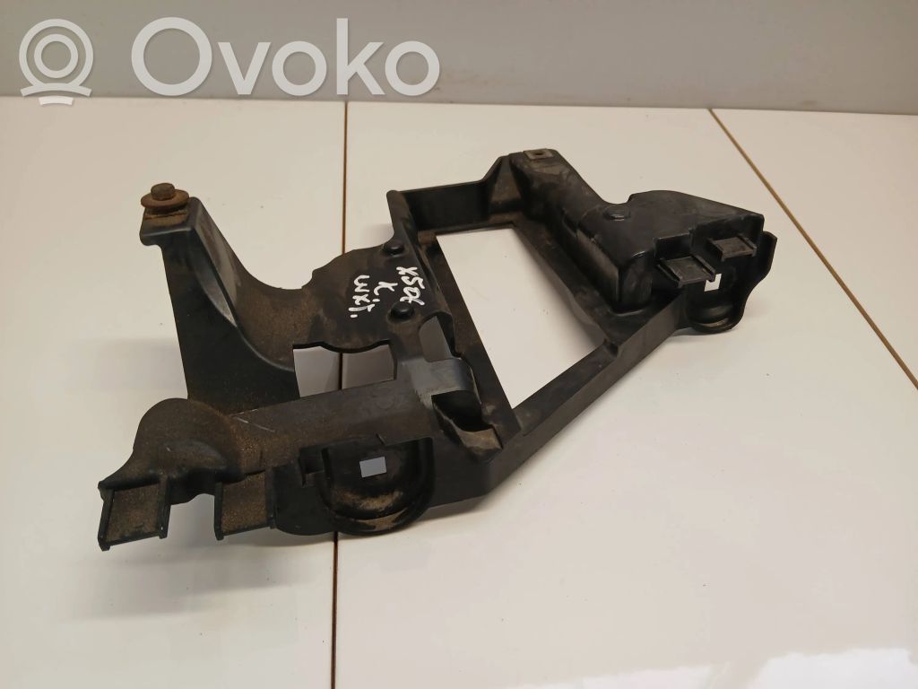 BMW X5 E53 Headlight/headlamp mounting bracket 