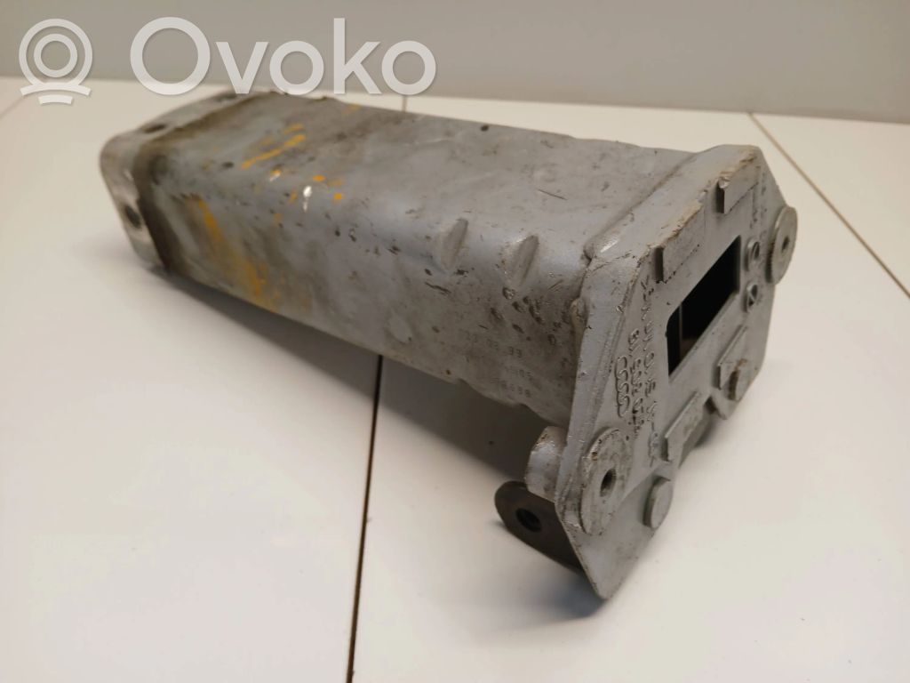 Audi A2 Front bumper mounting bracket 