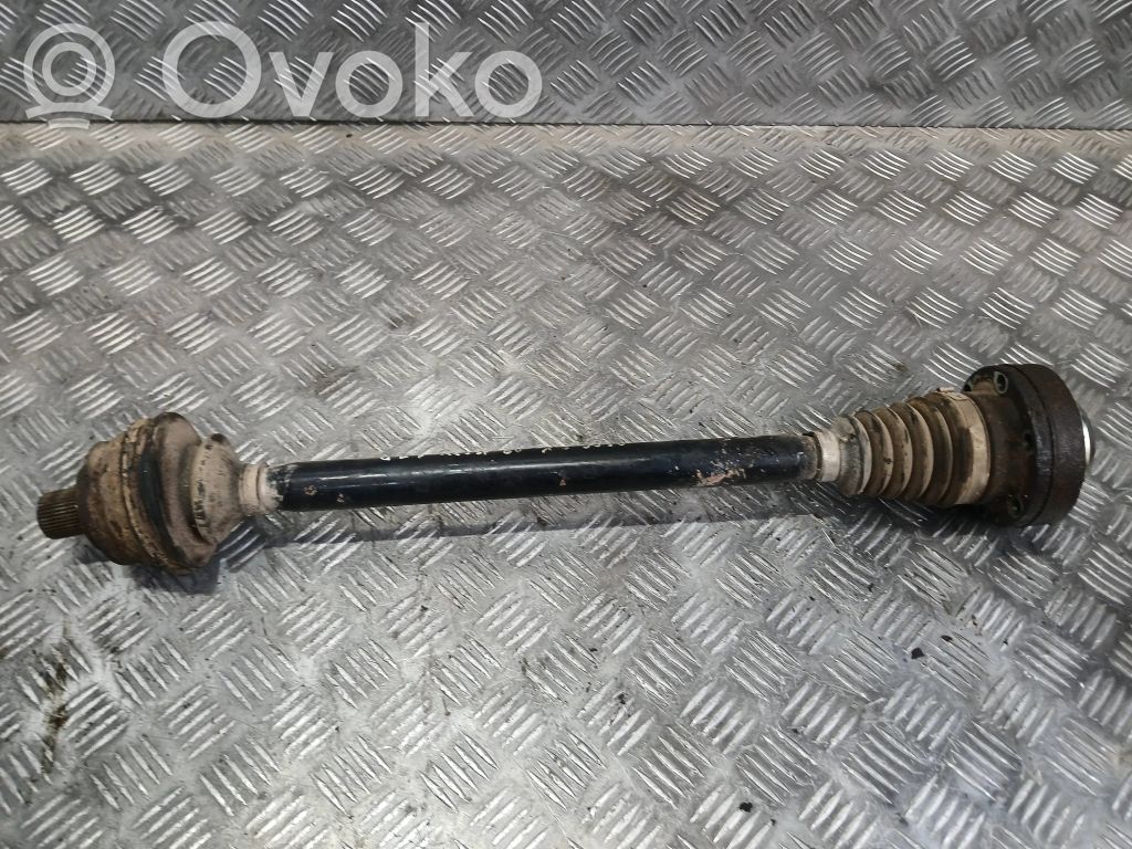 Takavetoakseli