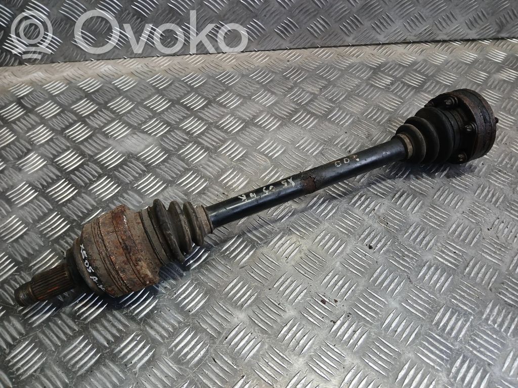 Aizmugurējā pusass   7500916