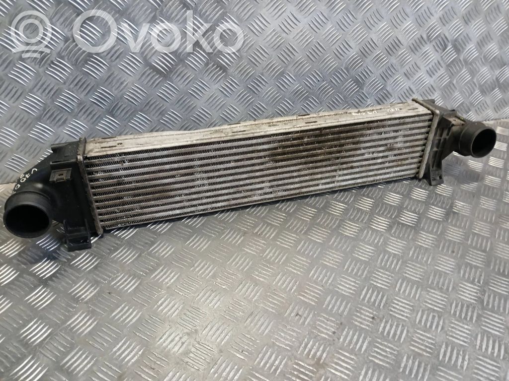 Volvo V70 Interkūlerio radiatorius 
