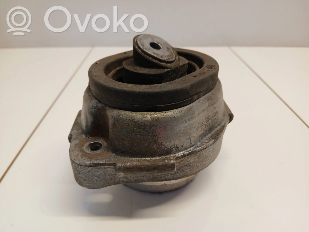 BMW X5 E53 Engine mount bracket 