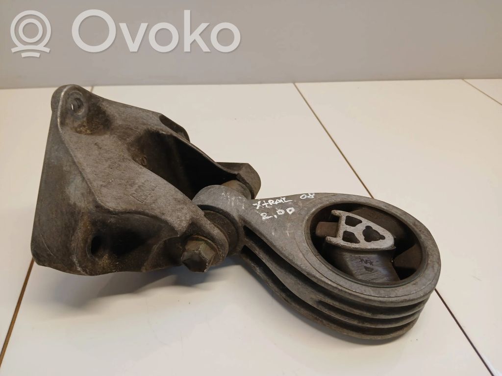 Nissan X-Trail T31 Engine mount bracket 