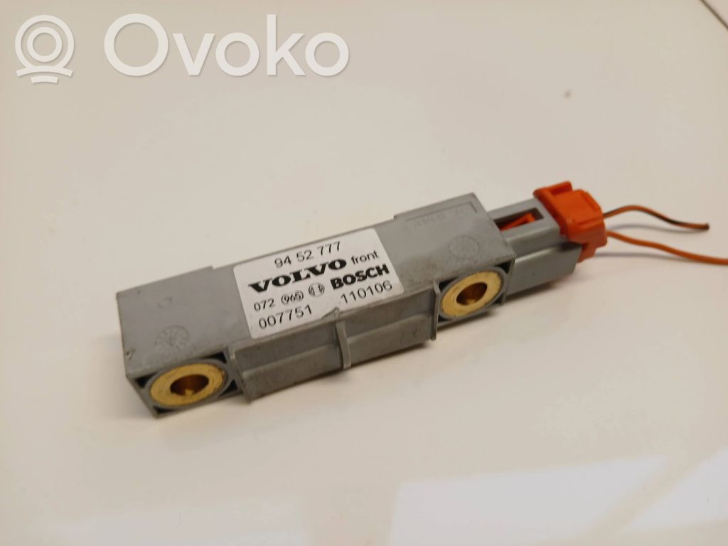 Volvo S60 Airbag deployment crash/impact sensor 