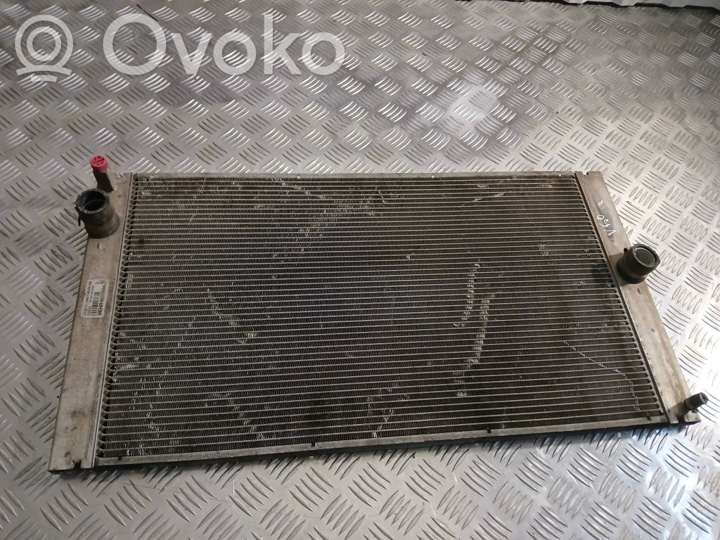 Volvo V50 Radiateur de refroidissement 