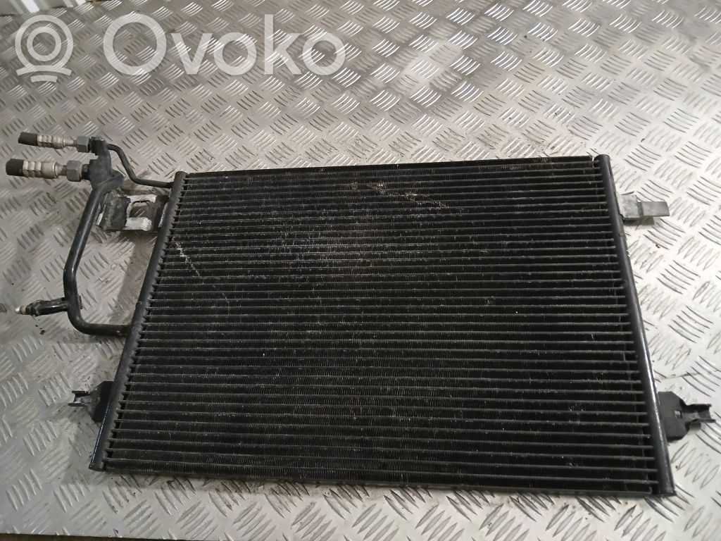 Audi A4 S4 B5 8D Skraplacz / Chłodnica klimatyzacji 