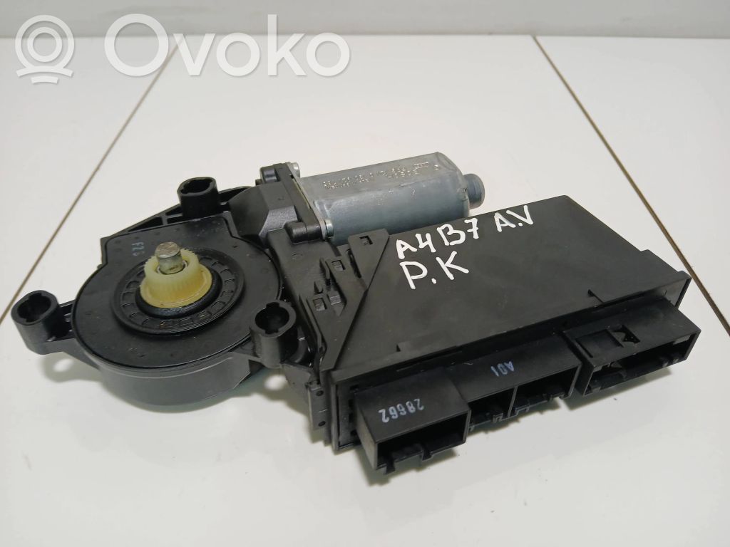 Audi A4 S4 B7 8E 8H Motorino alzacristalli della portiera anteriore 