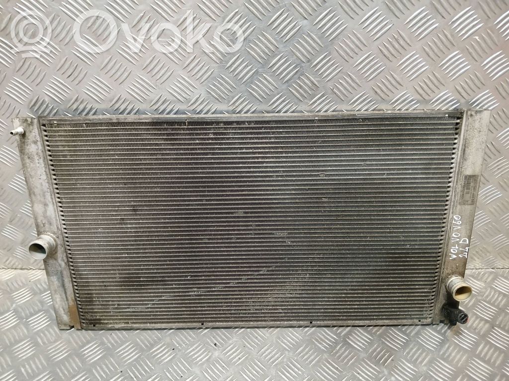 Volvo V50 Dzesēšanas šķidruma radiators 