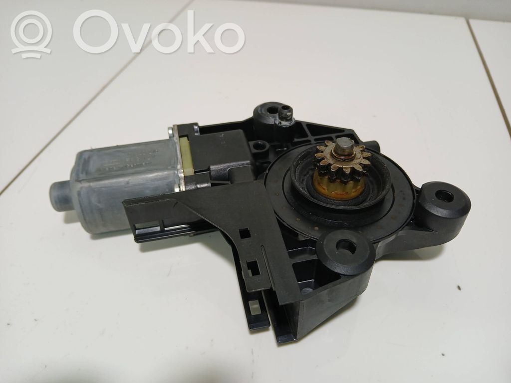 Ford Focus Motor del regulador de la ventanilla de la puerta delantera 