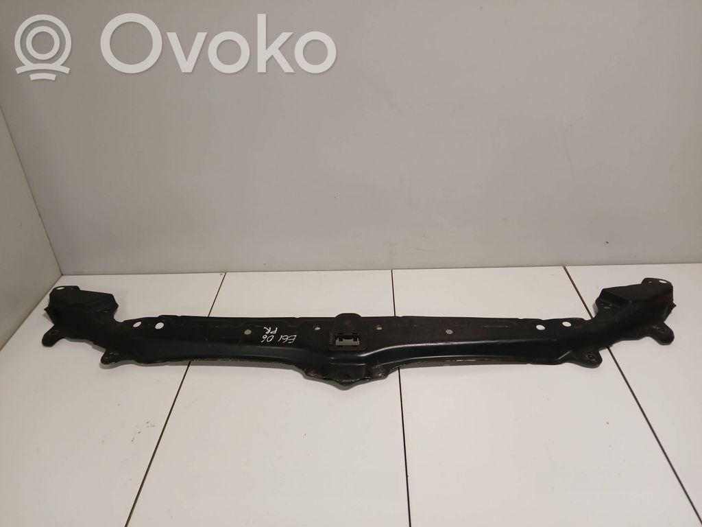 BMW 5 E60 E61 Viršutinė dalis radiatorių panelės (televizoriaus) 