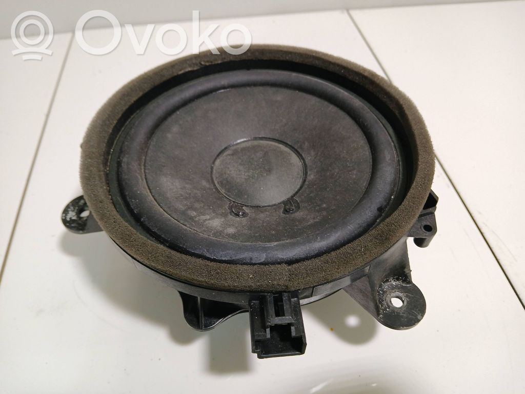 Volvo V50 Głośnik drzwi przednich 