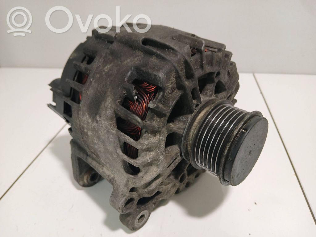 Volkswagen PASSAT B6 Ģenerators 