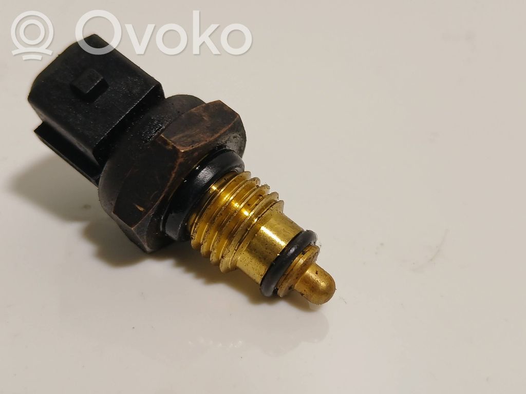 BMW 5 E60 E61 Fuel temperature sensor 
