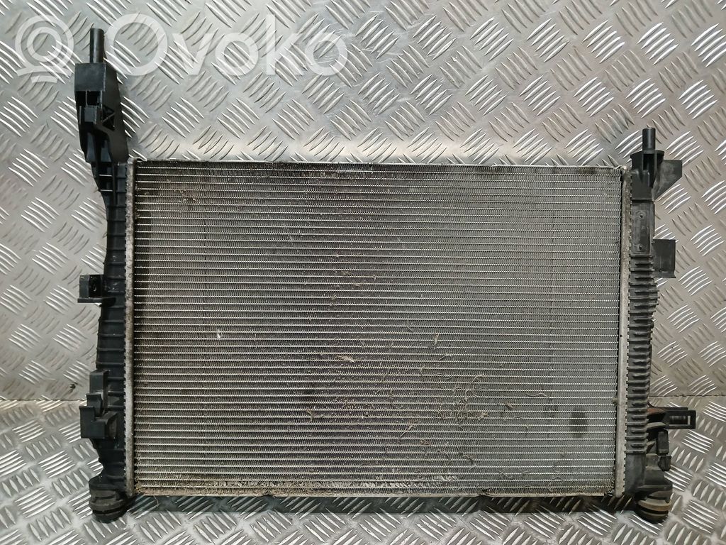 Ford Focus Aušinimo skysčio radiatorius 