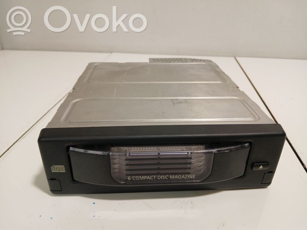 CD/DVD changer   020469,040CT0BERAP,600641059707,6956939