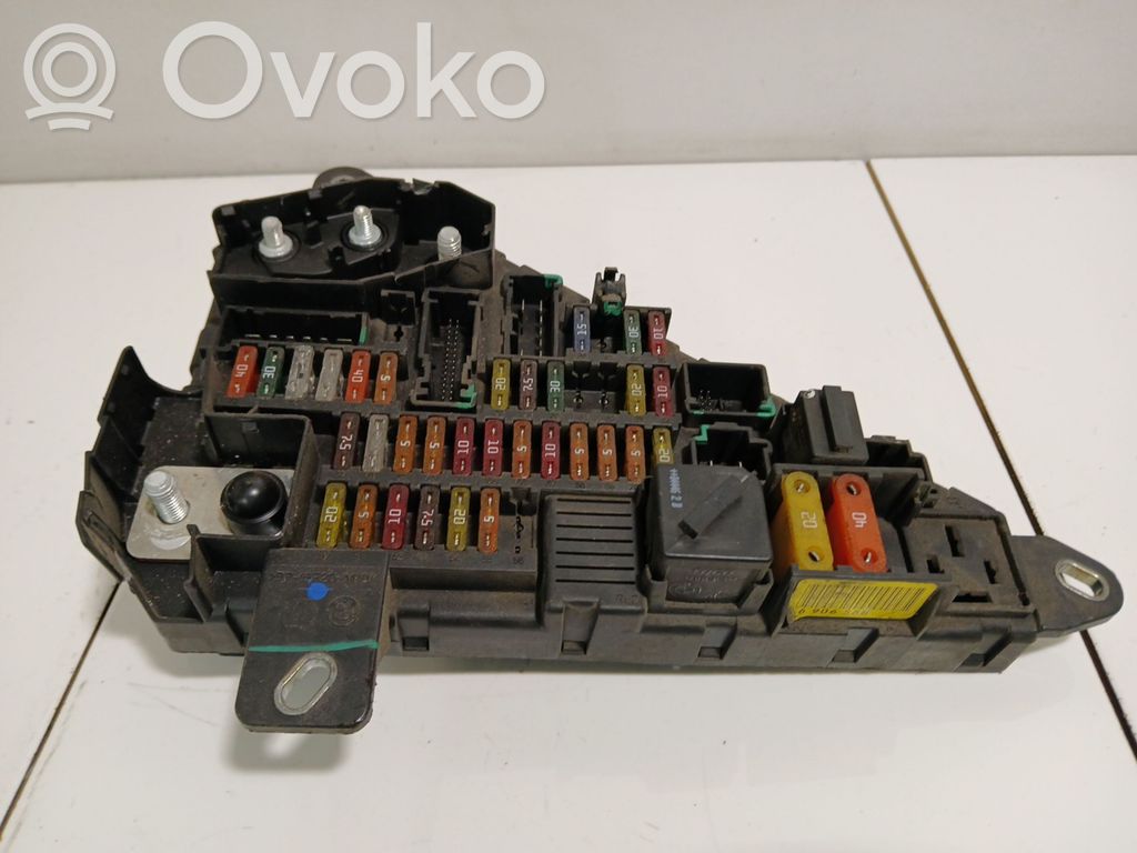 Drošinātāju bloks   6906588,043358,518811054