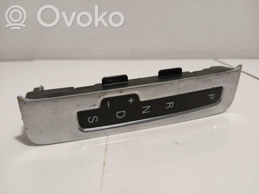 Audi A4 S4 B8 8K Sygnalizator zmiany biegów 
