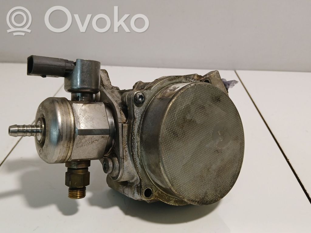 Audi A5 8T 8F Pompă vacuum 