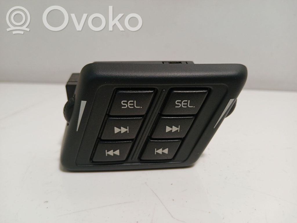 Volvo XC90 Sound control switch 