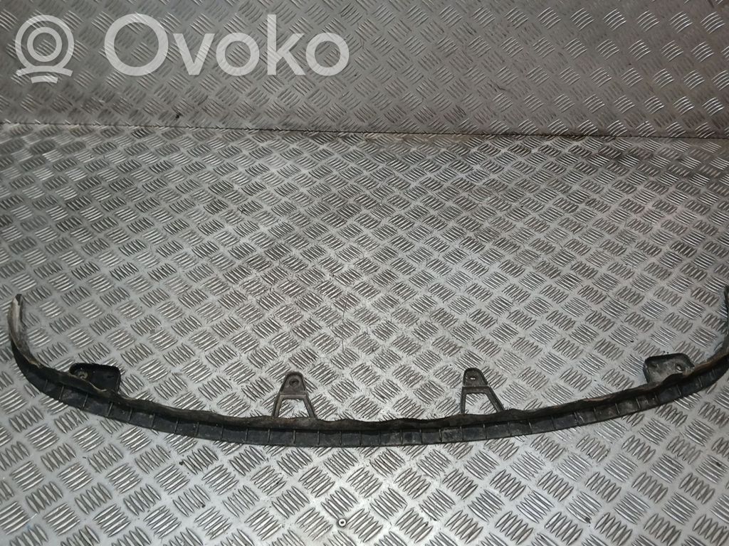 Volkswagen Golf V Front bumper lip 