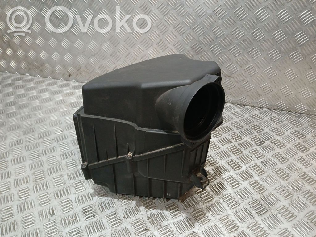 Air filter box   059133823E
