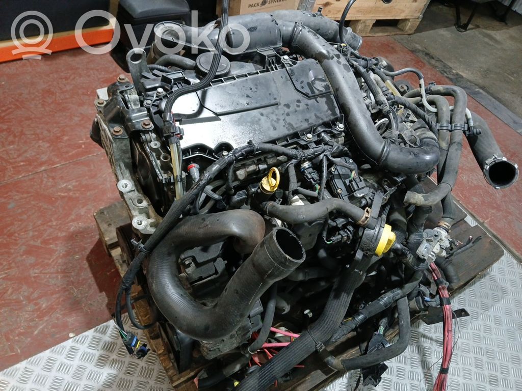 Opel Vivaro Variklis 