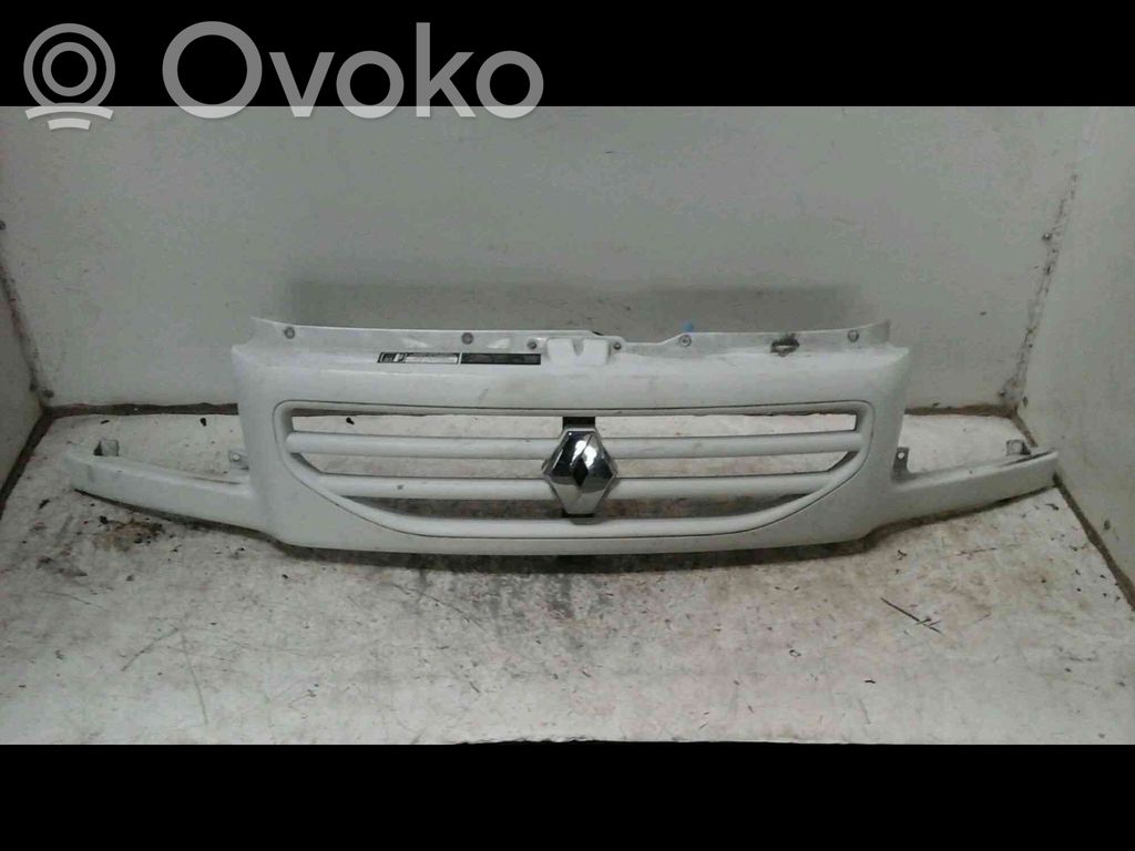 Renault Mascott Augšējais režģis 