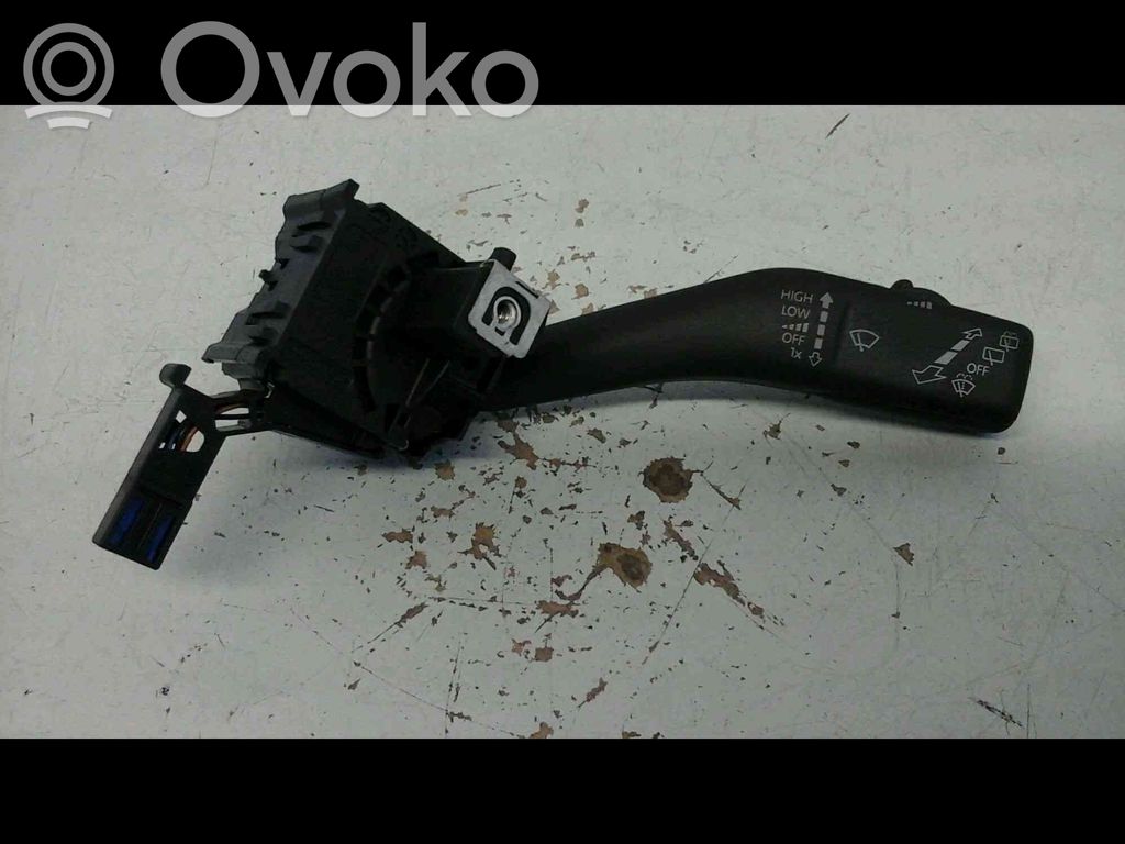 Volkswagen Golf V Palanca de control del limpiaparabrisas 