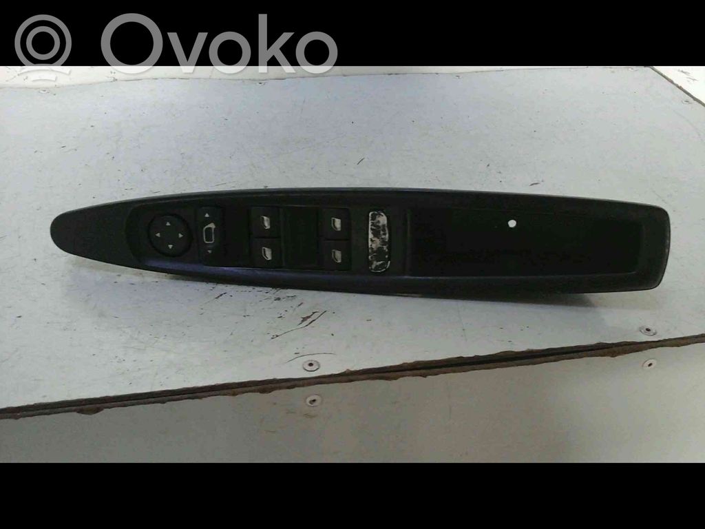 Electric window control switch   20240123,3743731,VDMS7
