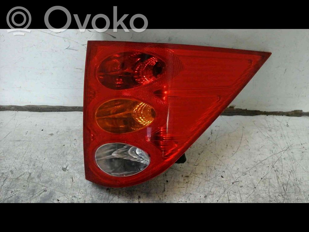 Peugeot 1007 Lampă spate în caroserie 