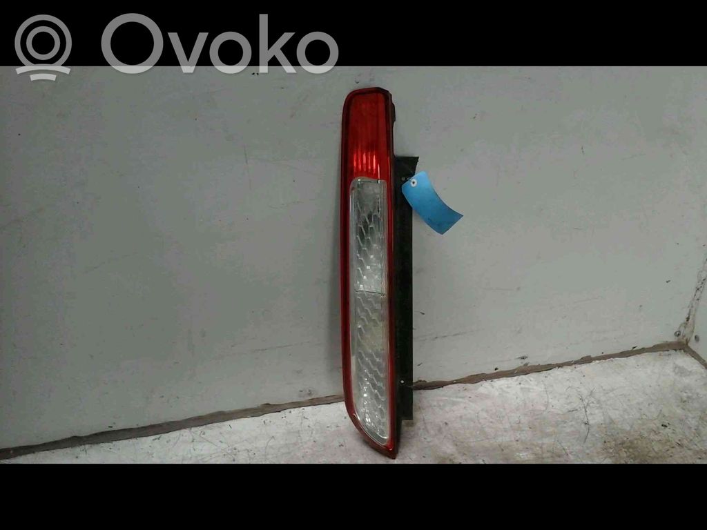 Rear/tail lights   1520769,20221180,3737977,VDMS7