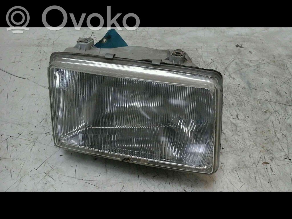 Renault Trafic I Headlight/headlamp 