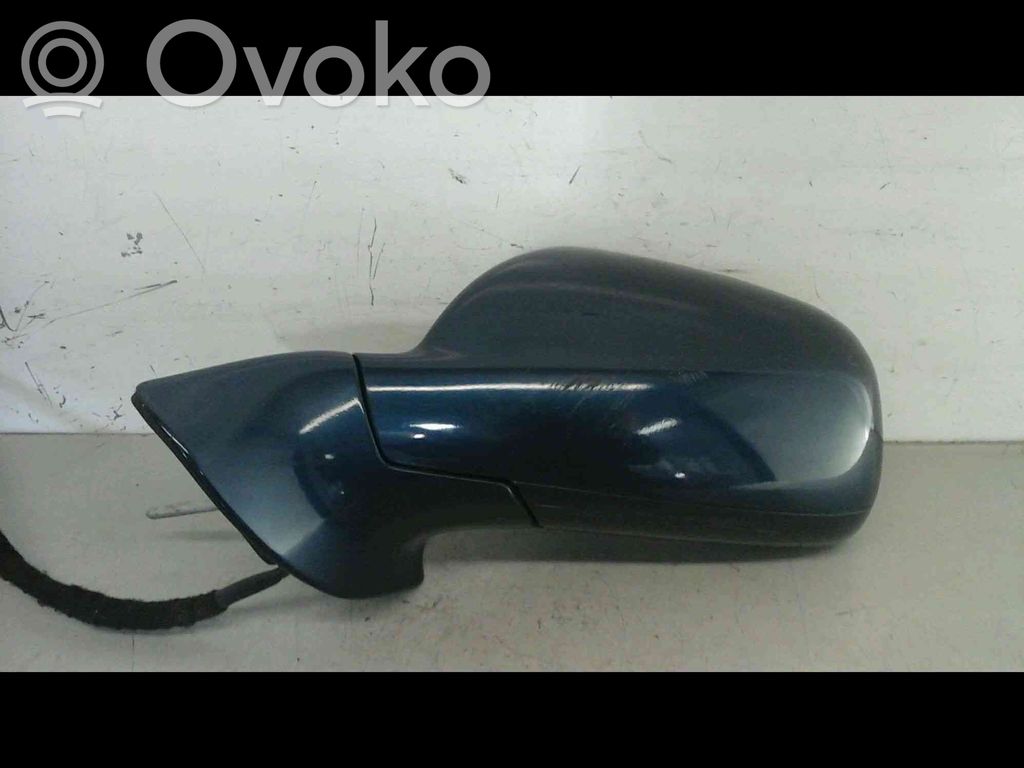 Peugeot 407 Front door electric wing mirror 