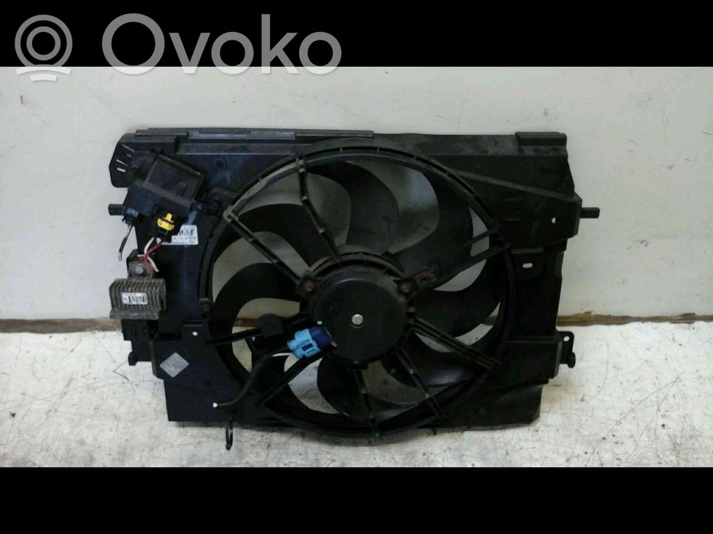 Renault Clio IV Ventilator electric răcire radiator 