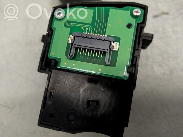 Indicator stalk   1787264,20242752,3779747,VDMS7