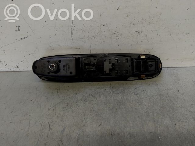Fiat Punto (176) Przyciski szyb 