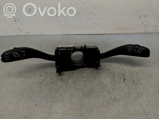 Volkswagen Multivan T5 Rokturu komplekts 