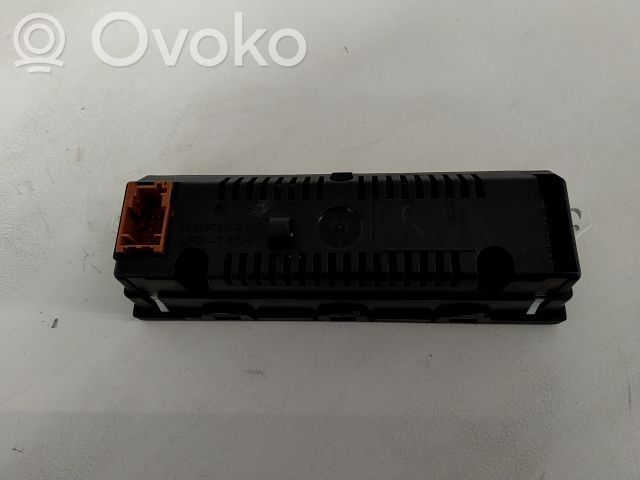 Monitor / wyświetlacz / ekran   00006593J4,20250089,6221057,VDMS7