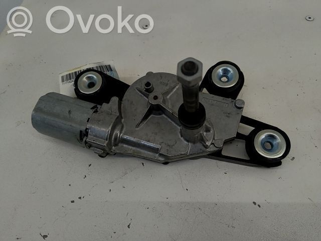 Ford Fiesta Silniczek wycieraczki szyby tylnej 
