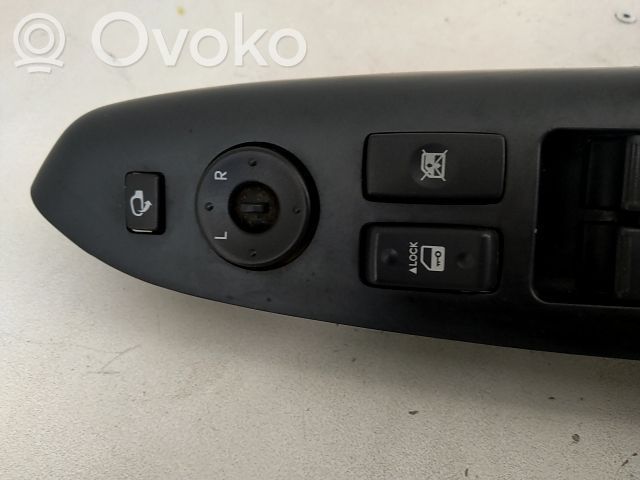 KIA Soul Interruptor del elevalunas eléctrico 
