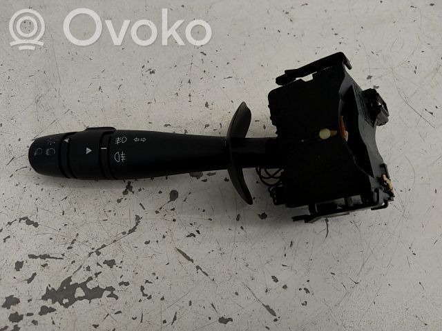 Suuntavilkun vipu   7701061757,14174747,20252454,VDMS7