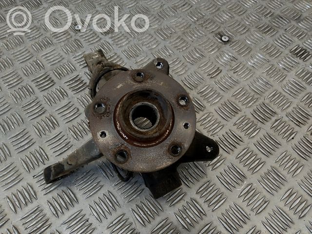 Renault Kangoo I Zwrotnica koła przedniego 
